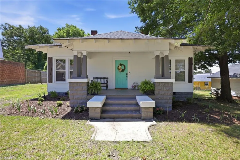807 E Guilford Street Thomasville, NC 27360