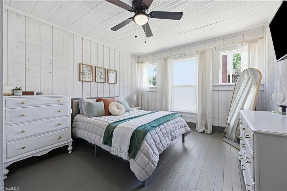807 E Guilford Street Thomasville, NC 27360