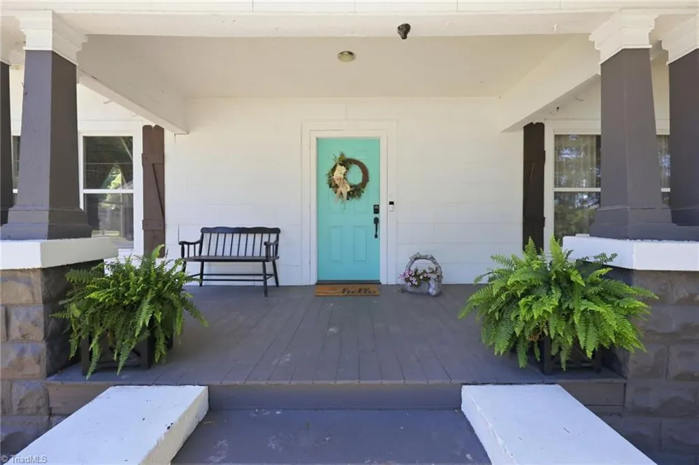 807 E Guilford Street Thomasville, NC 27360