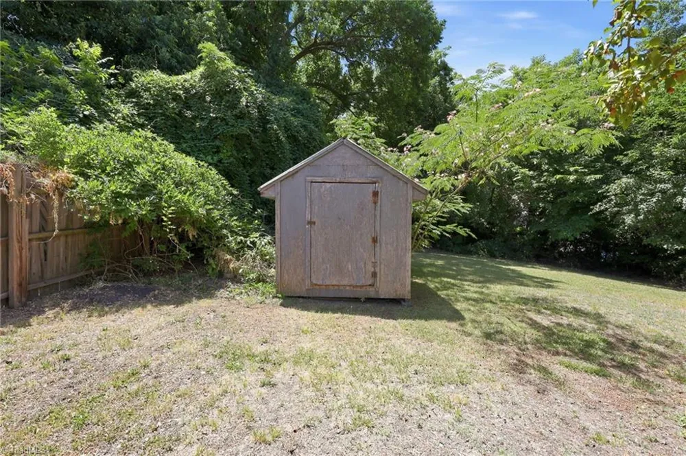 807 E Guilford Street Thomasville, NC 27360