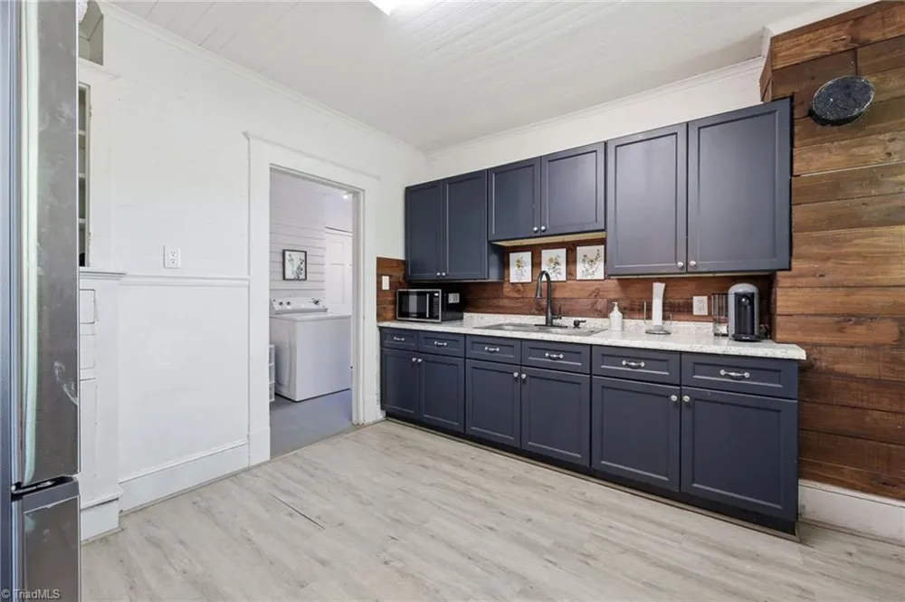807 E Guilford Street Thomasville, NC 27360