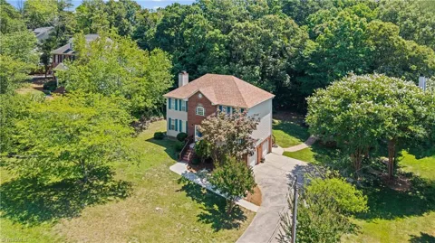 7626 Rolling Oak Court