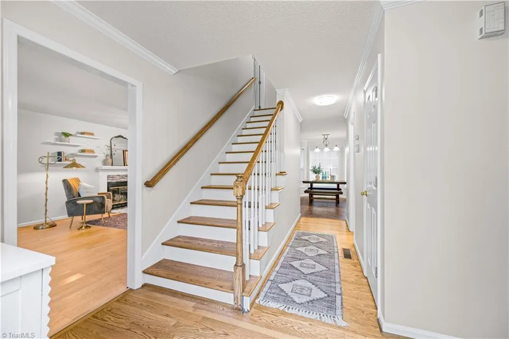 7626 Rolling Oak Court Clemmons, NC 27012