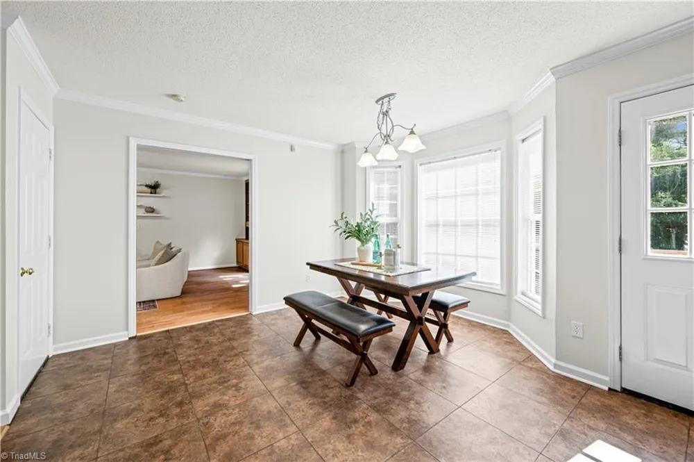 7626 Rolling Oak Court Clemmons, NC 27012