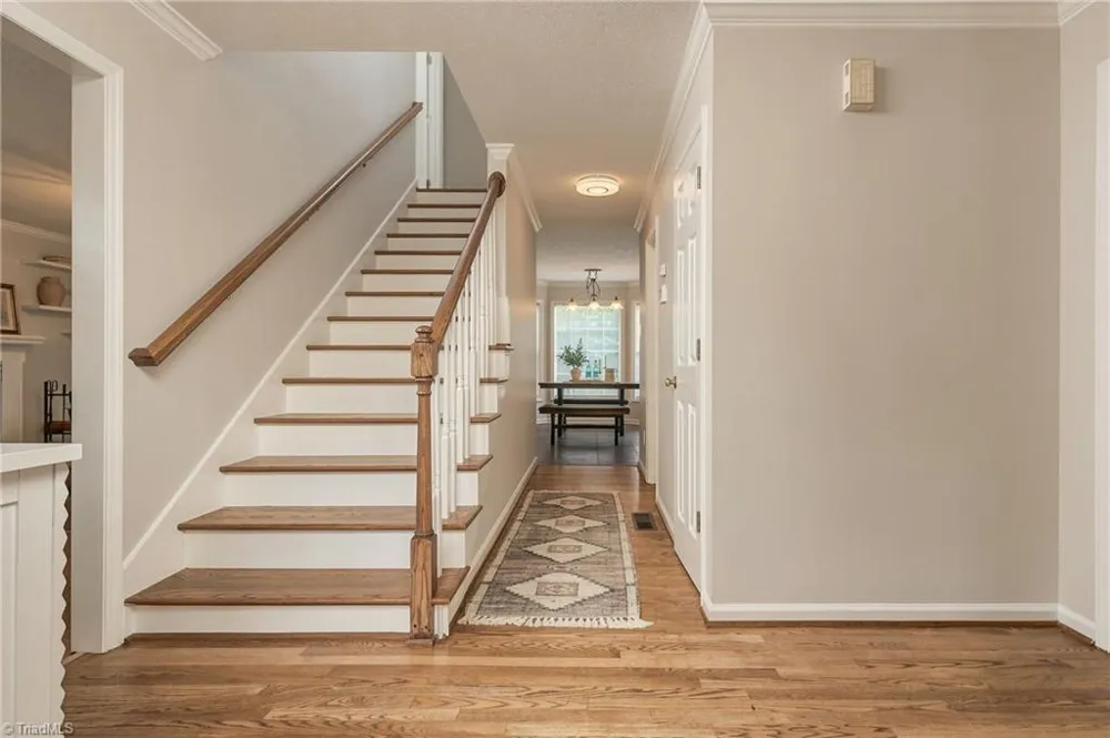 7626 Rolling Oak Court Clemmons, NC 27012