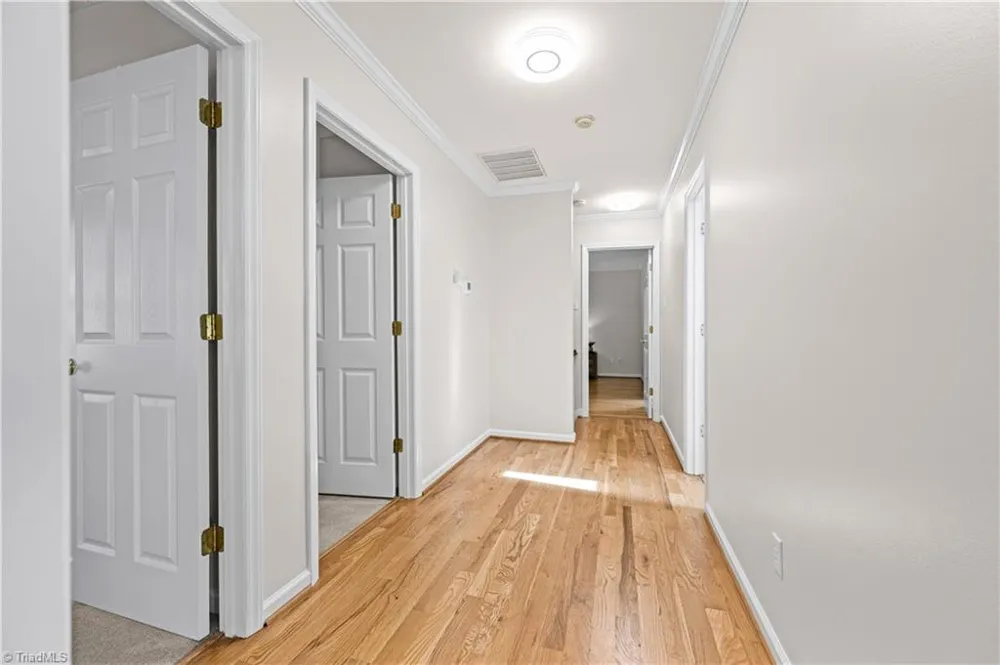 7626 Rolling Oak Court Clemmons, NC 27012