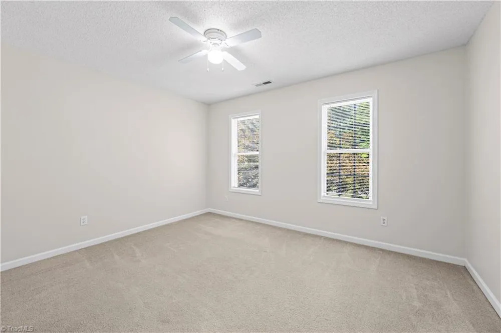7626 Rolling Oak Court Clemmons, NC 27012