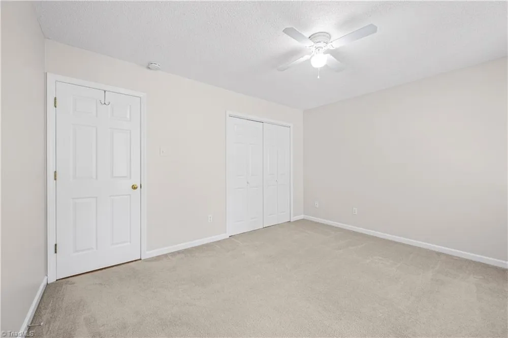 7626 Rolling Oak Court Clemmons, NC 27012