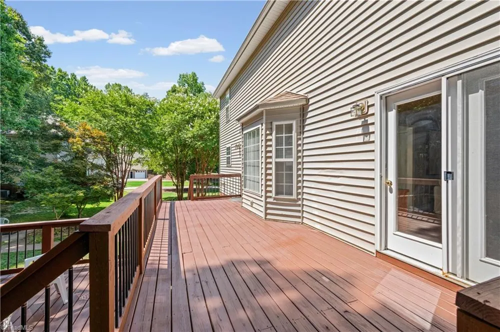7626 Rolling Oak Court Clemmons, NC 27012