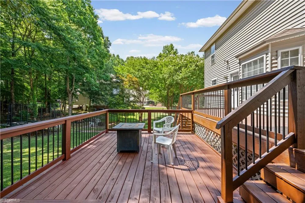 7626 Rolling Oak Court Clemmons, NC 27012