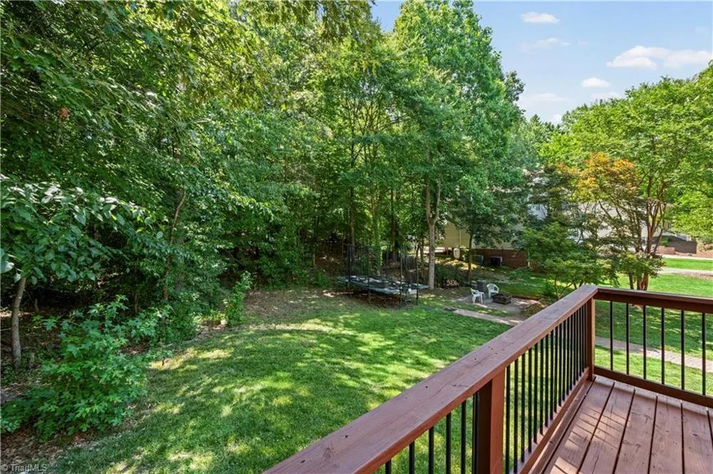 7626 Rolling Oak Court Clemmons, NC 27012
