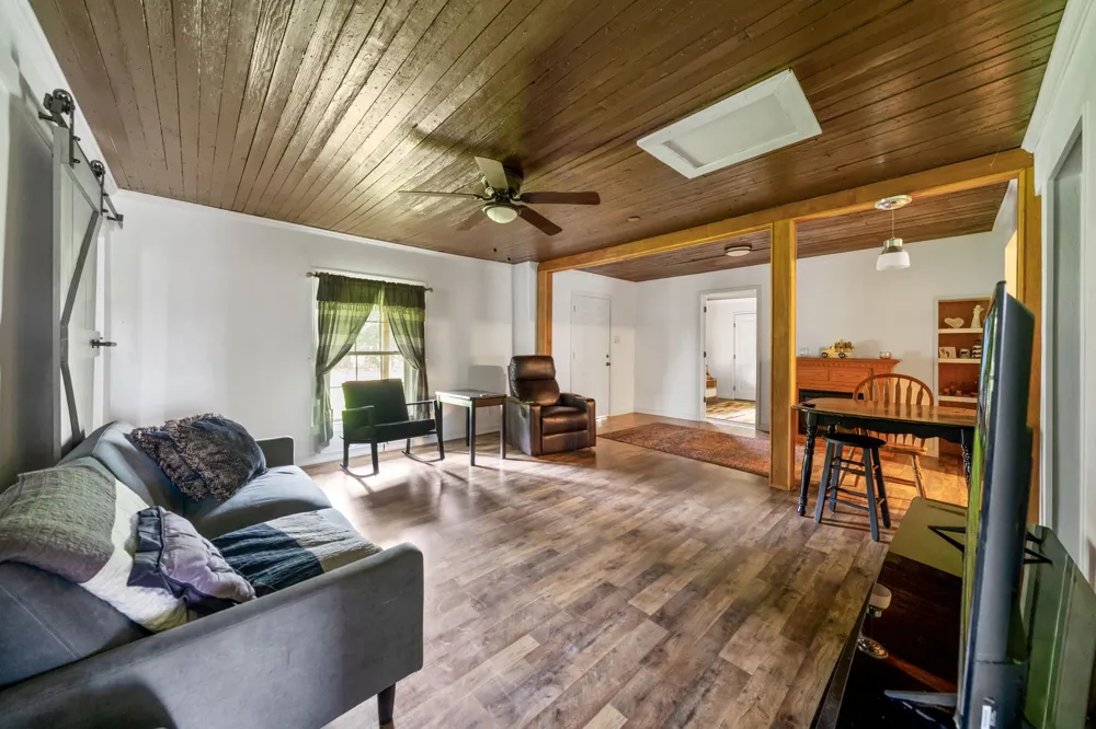 3211 Fm 779 Mineola, TX 75773