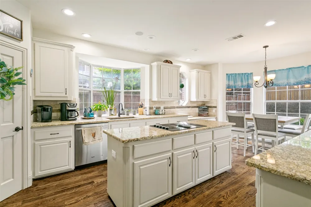 4261 Hunt Drive Carrollton, TX 75010
