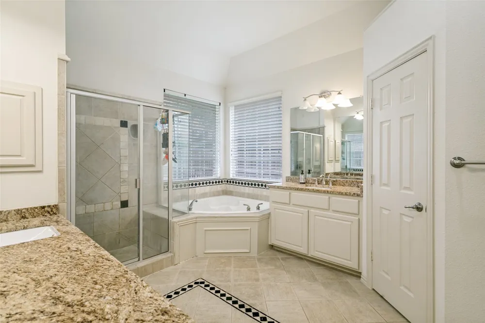 4261 Hunt Drive Carrollton, TX 75010