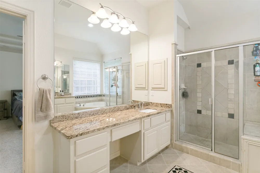 4261 Hunt Drive Carrollton, TX 75010