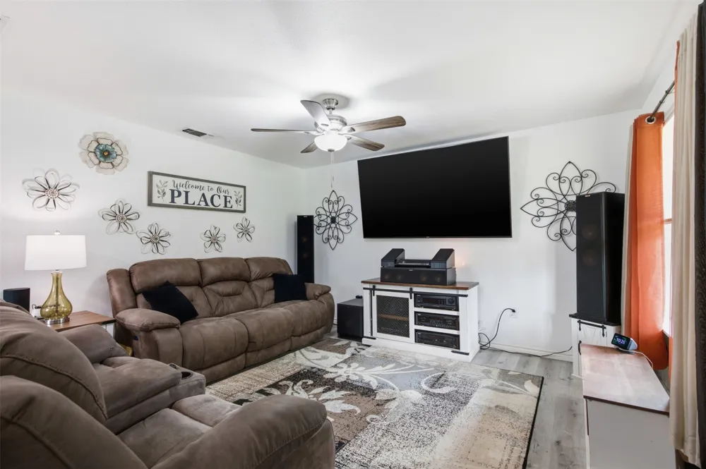 216 E Clay Street Bowie, TX 76230