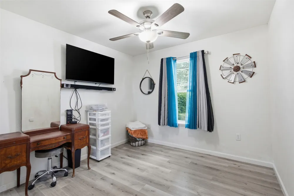 216 E Clay Street Bowie, TX 76230
