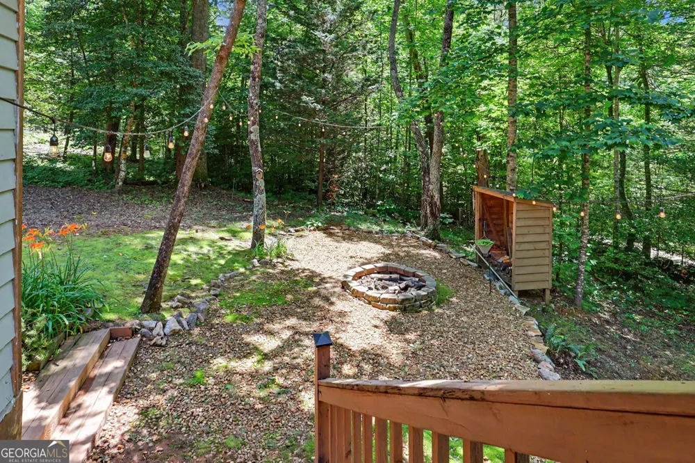 220A Brookwood LN Clarkesville, GA 30523