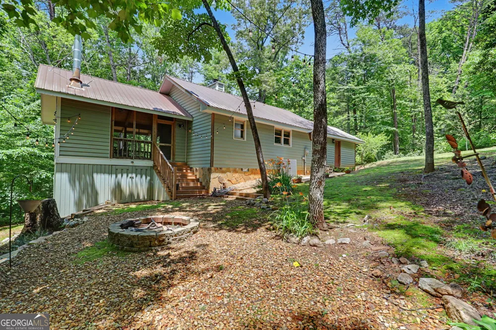 220A Brookwood LN Clarkesville, GA 30523