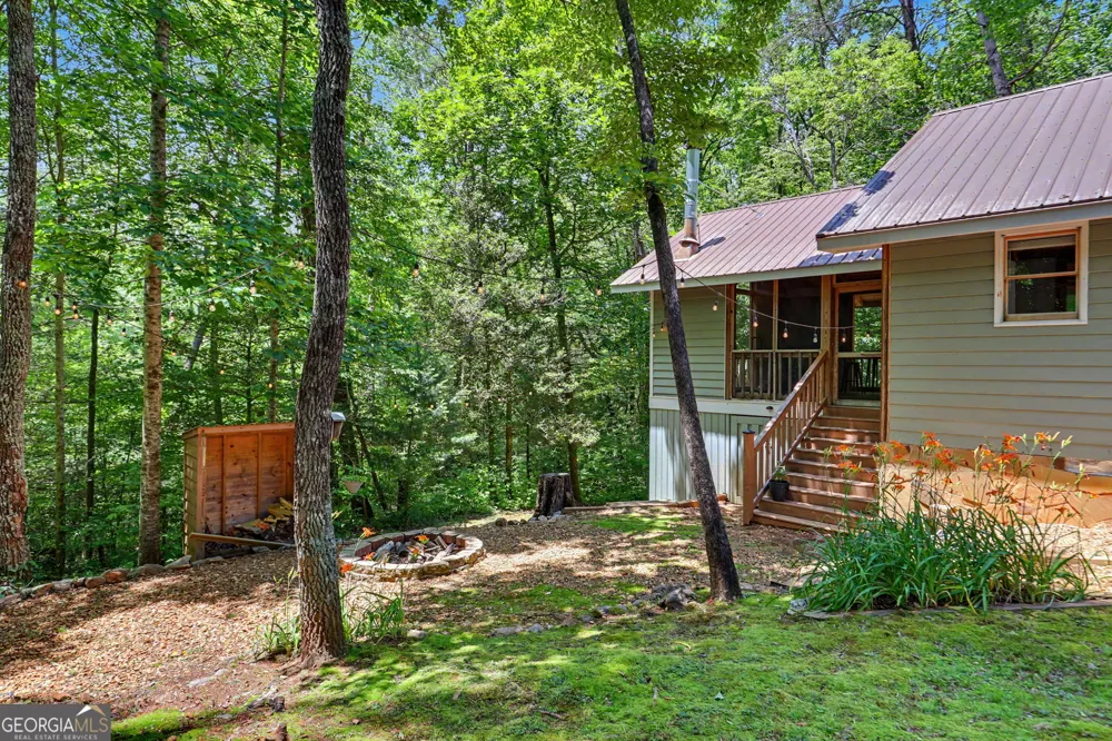 220A Brookwood LN Clarkesville, GA 30523