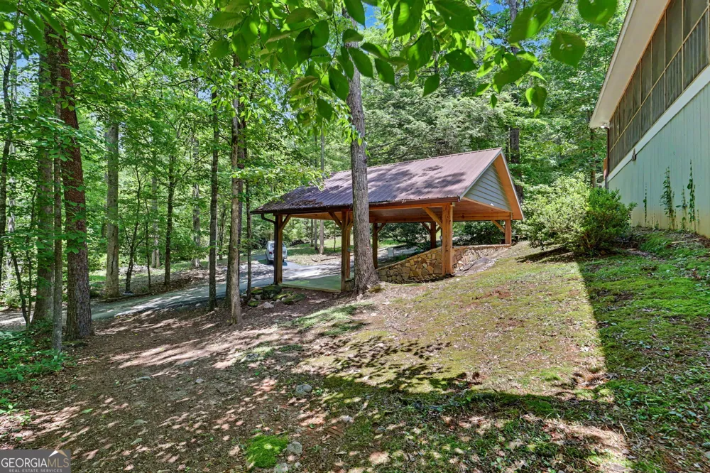 220A Brookwood LN Clarkesville, GA 30523