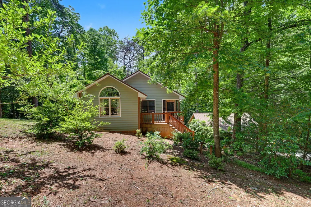 220A Brookwood LN Clarkesville, GA 30523