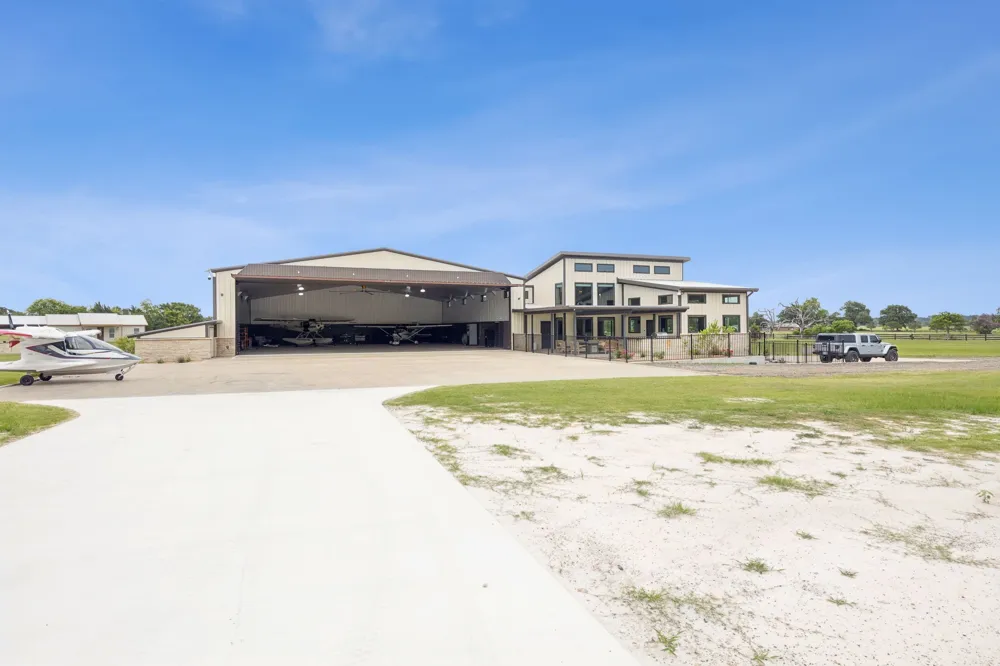 836 VZ County Road Van, TX 75790