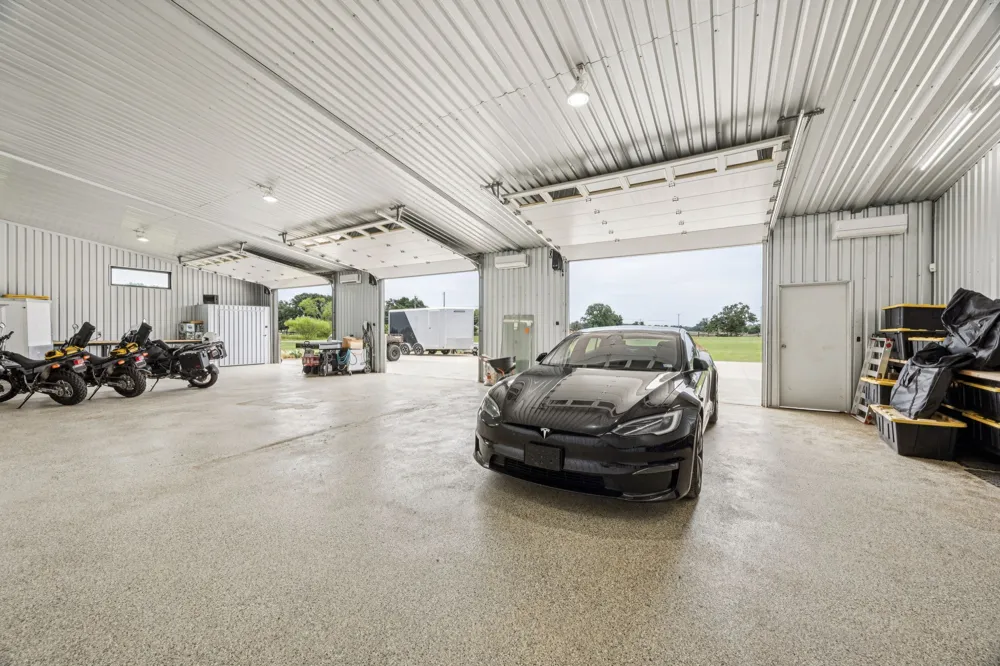 836 VZ County Road Van, TX 75790
