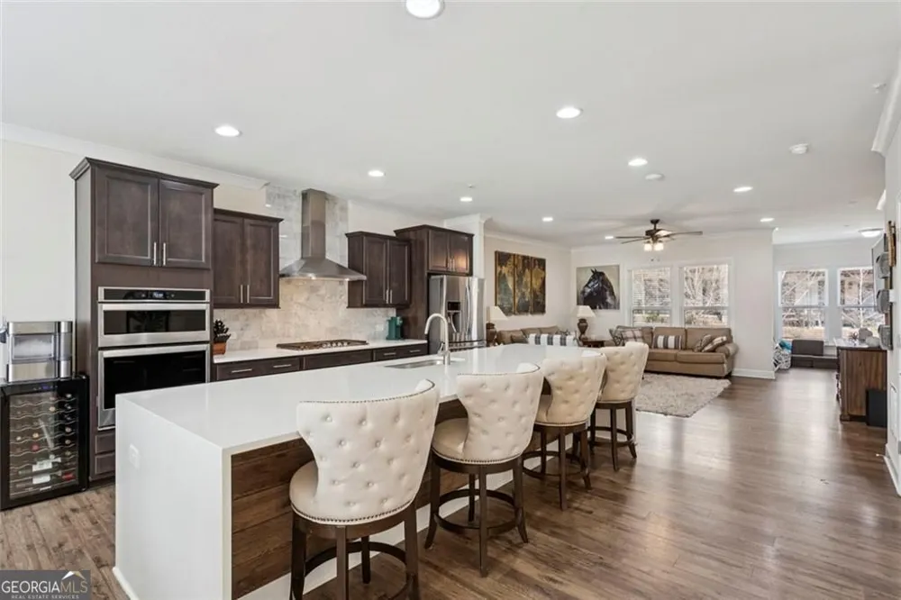 2153 Hinton DR Smyrna, GA 30080