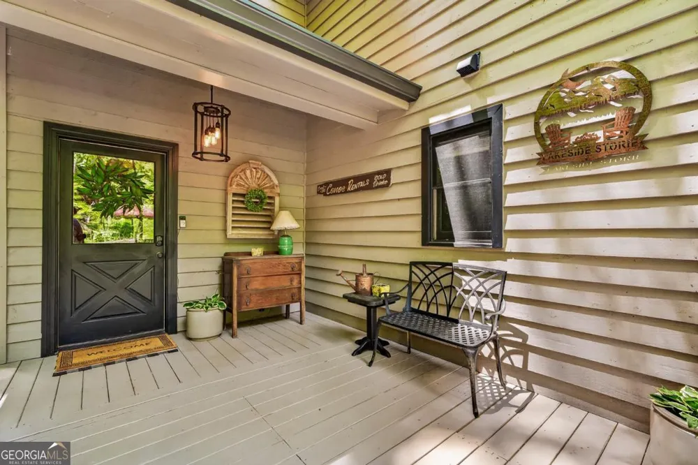 28 Rowland PTE Morganton, GA 30560