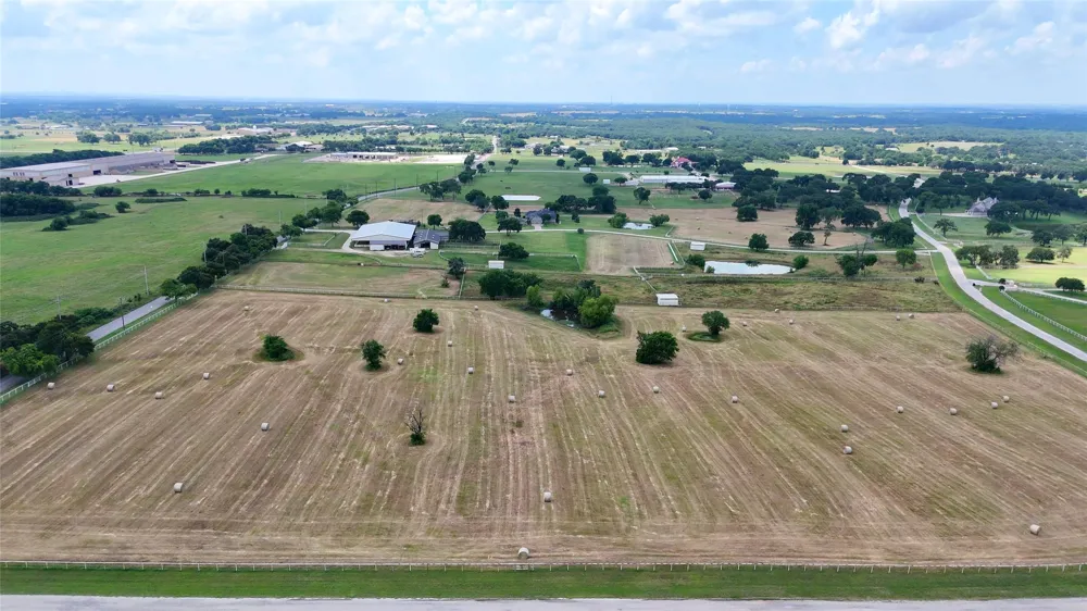 Oak Creek Drive Pilot Point, TX 76258