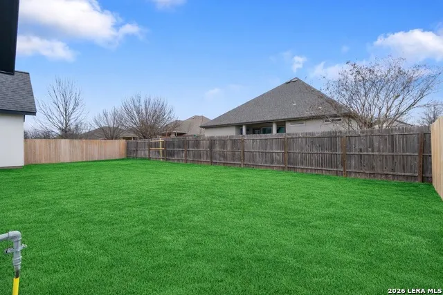 15509 YORK LN Selma, TX 78154