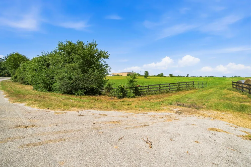 17133 Fm 149 Montgomery, TX 77356