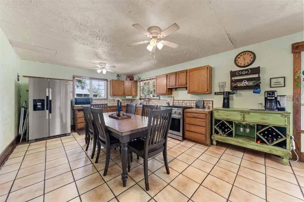 2059 Southwinds Drive Lorena, TX 76655