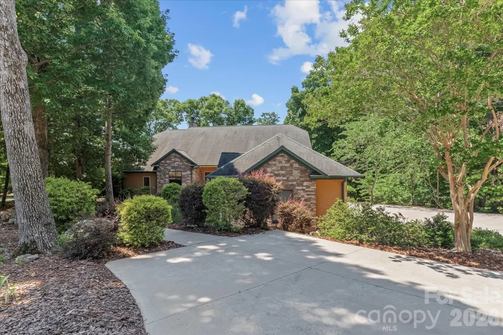 172 Lawson's Lookout Denton, NC 27239