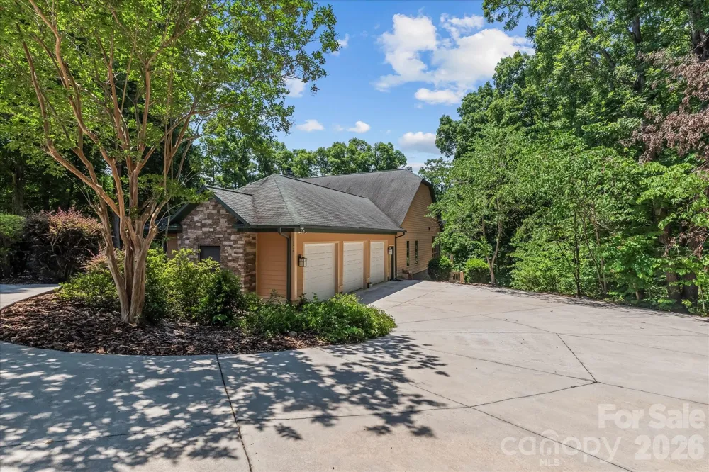 172 Lawson's Lookout Denton, NC 27239