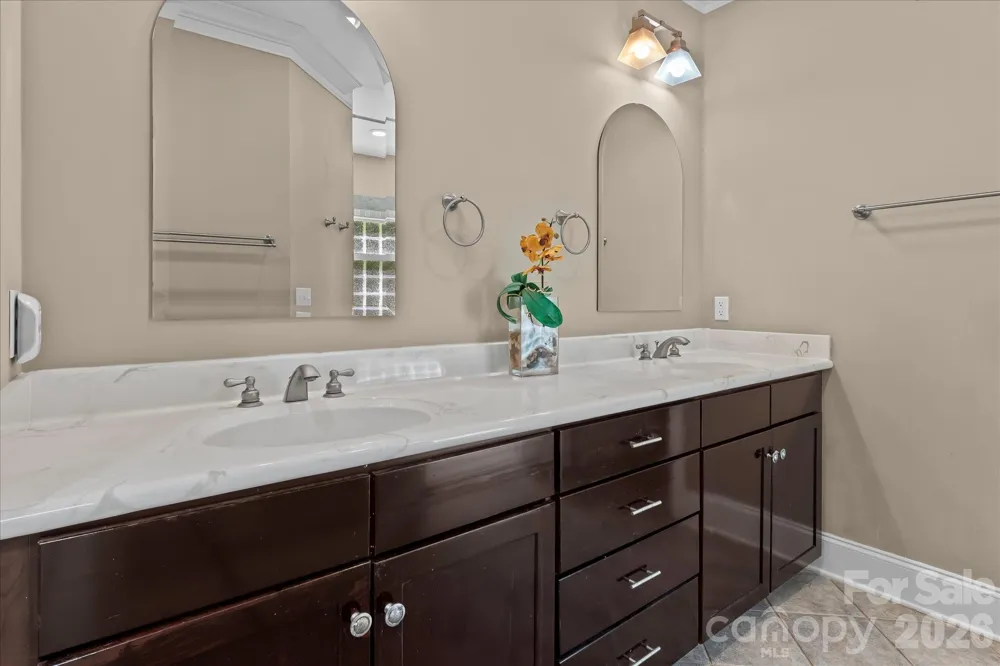 172 Lawson's Lookout Denton, NC 27239
