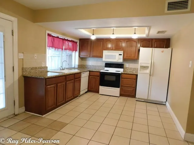 8020 Pines Road Shreveport, LA 71129