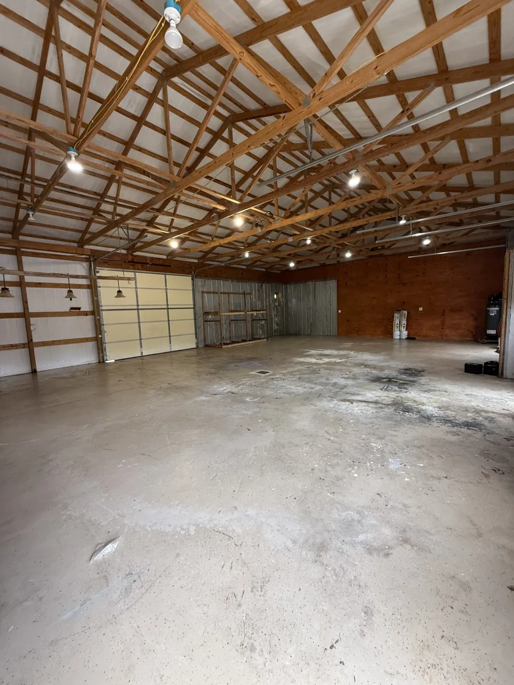 11725 Highway 25 E Hartsville, TN 37074