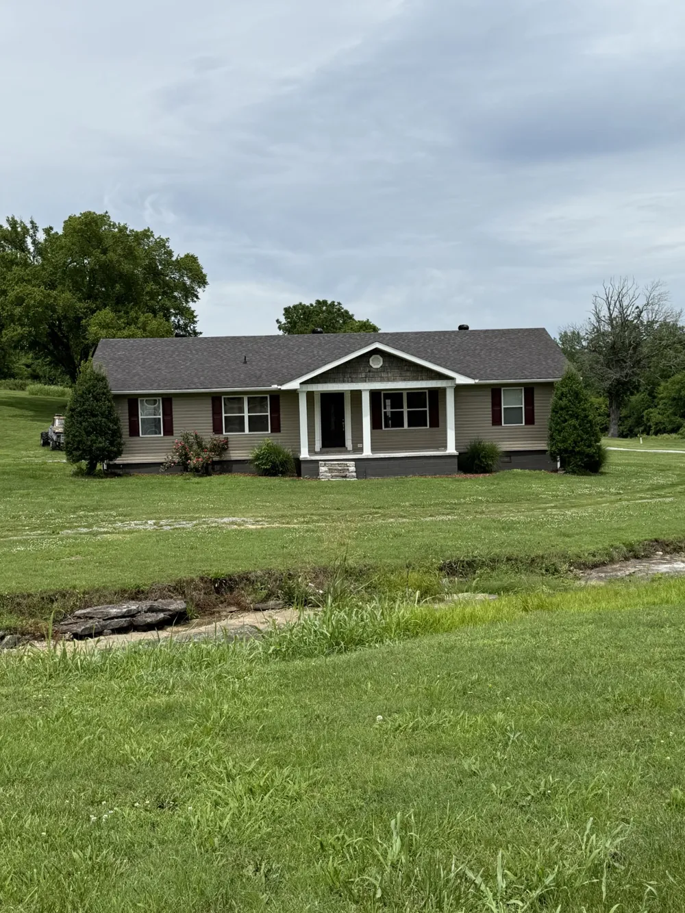 11725 Highway 25 E Hartsville, TN 37074