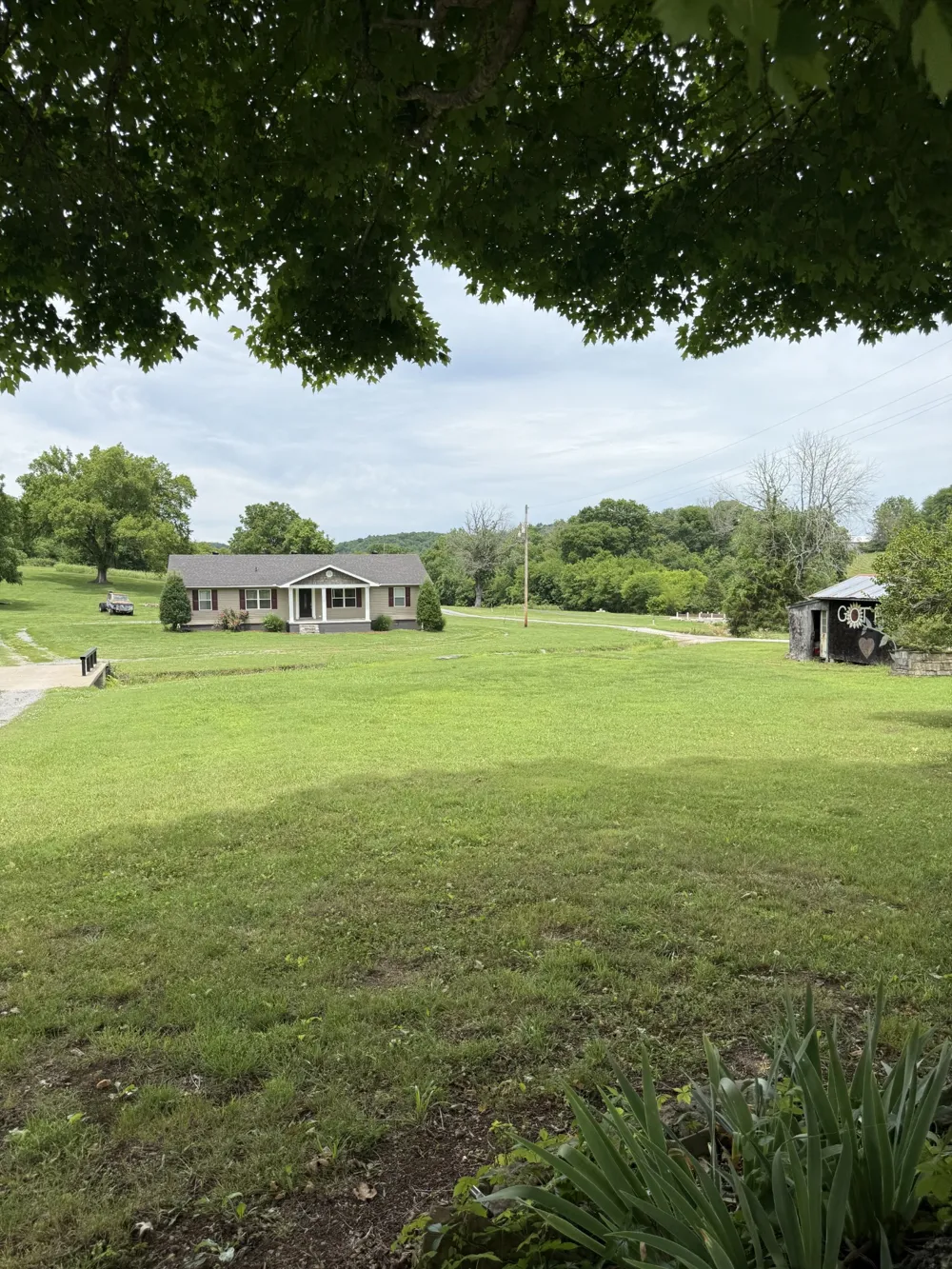 11725 Highway 25 E Hartsville, TN 37074