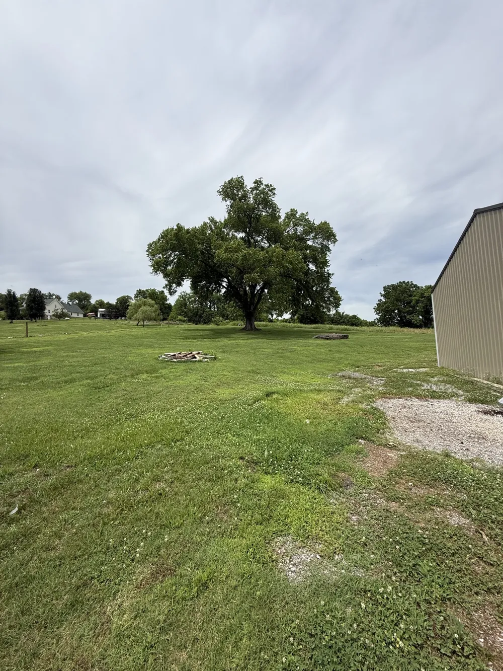 11725 Highway 25 E Hartsville, TN 37074