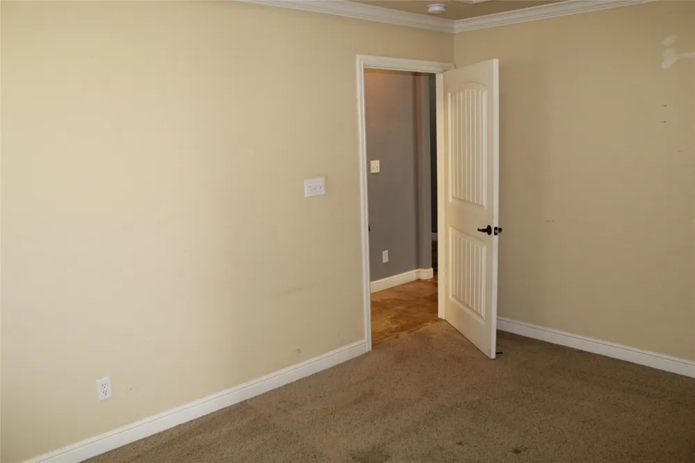 9204 Parkview Circle Tolar, TX 76476