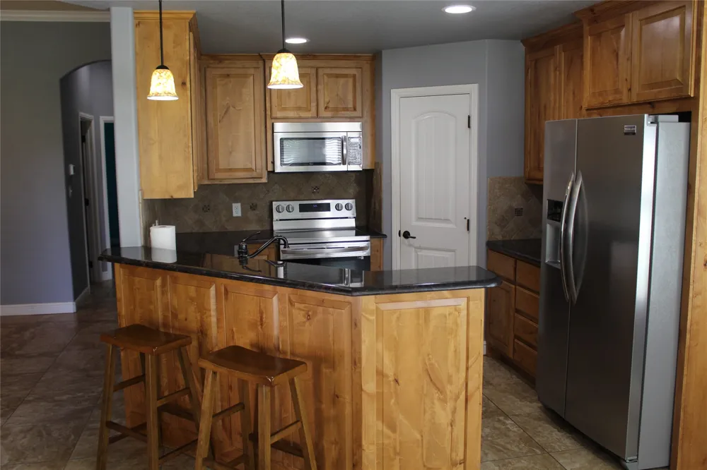 9204 Parkview Circle Tolar, TX 76476