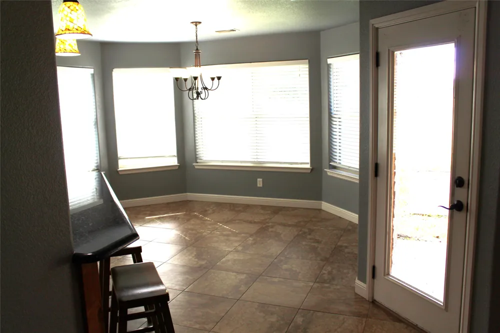 9204 Parkview Circle Tolar, TX 76476