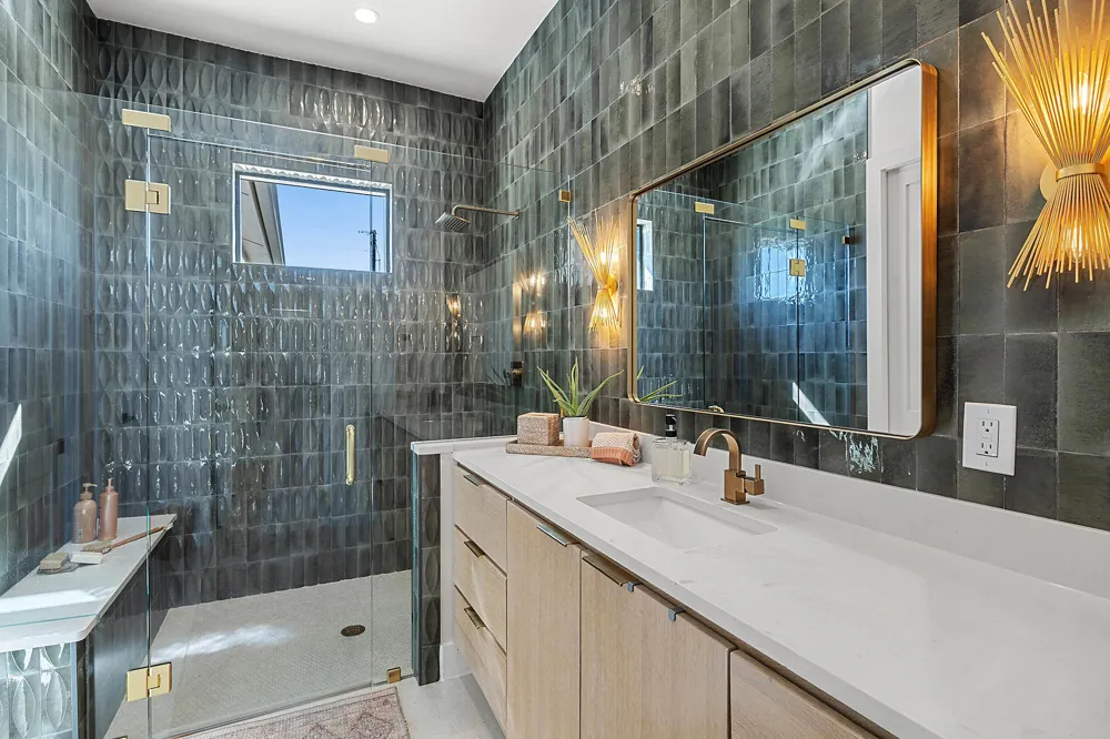 400 Medlin Creek Loop Dripping Springs, TX 78620