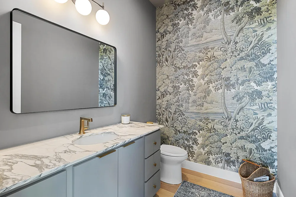 400 Medlin Creek Loop Dripping Springs, TX 78620