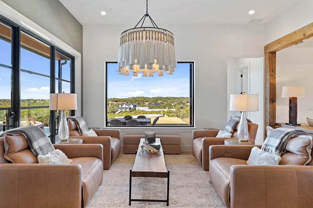 400 Medlin Creek Loop Dripping Springs, TX 78620