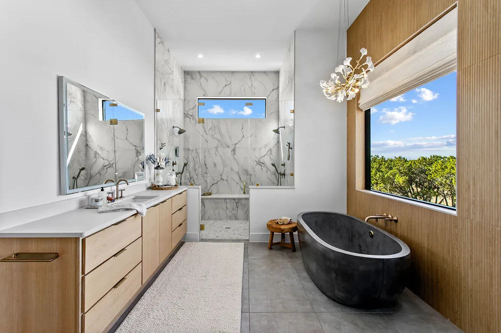 400 Medlin Creek Loop Dripping Springs, TX 78620