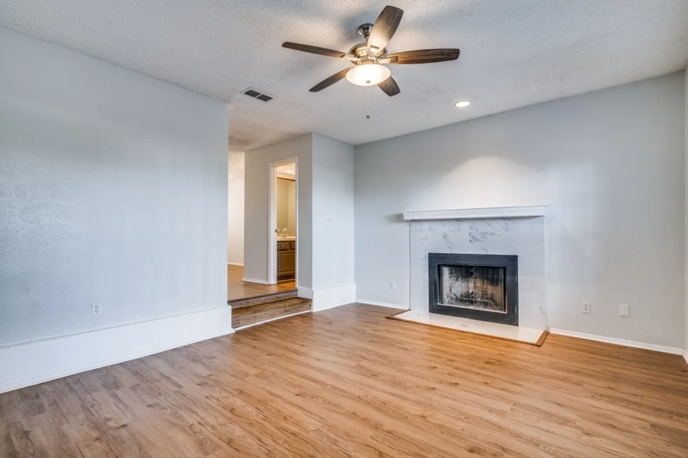 3635 Garden Brook Drive #10100 Farmers Branch, TX 75234